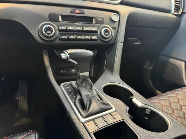 Kia Sportage IV с пробегом 2018 года, цена 2 020 000 рублей, 113026 км, внедорожник, Автокод Объявления