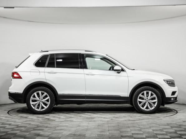 Volkswagen Tiguan II с пробегом 2018 года, цена 2 149 000 рублей, 224658 км, внедорожник, Автокод Объявления