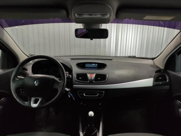 Renault Megane III с пробегом 2011 года, цена 550 000 рублей, 173210 км, хэтчбек, Автокод Объявления