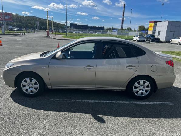 Hyundai Elantra IV (HD) с пробегом 2009 года, цена 740 000 рублей, 215000 км, седан, Автокод Объявления