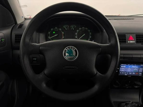 Skoda Octavia I (A4) Рестайлинг с пробегом 2006 года, цена 299 000 рублей, 256885 км, лифтбек, Автокод Объявления