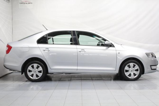Skoda Rapid I с пробегом 2015 года, цена 769 000 рублей, 200741 км, лифтбек, Автокод Объявления