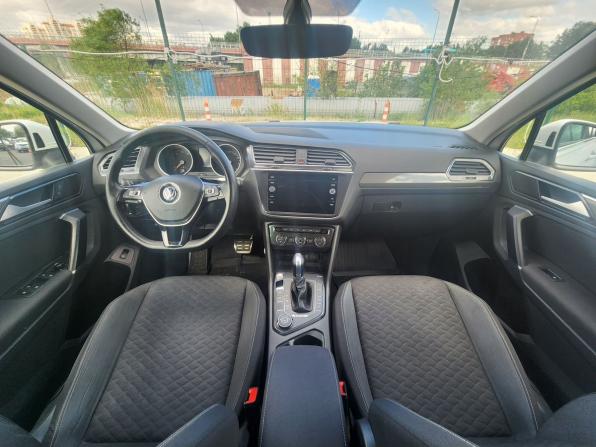 Volkswagen Tiguan II с пробегом 2018 года, цена 1 909 000 рублей, 189916 км, внедорожник, Автокод Объявления