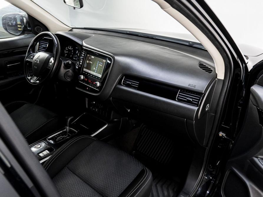 Mitsubishi Outlander III Рестайлинг 3 Тюмень  - изображение 15
