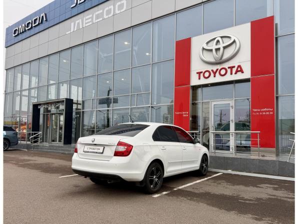 Skoda Rapid I с пробегом 2015 года, цена 755 000 рублей, 165109 км, лифтбек, Автокод Объявления