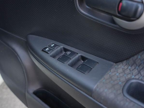 Nissan Note I Рестайлинг с пробегом 2011 года, цена 750 000 рублей, 193269 км, хэтчбек, Автокод Объявления