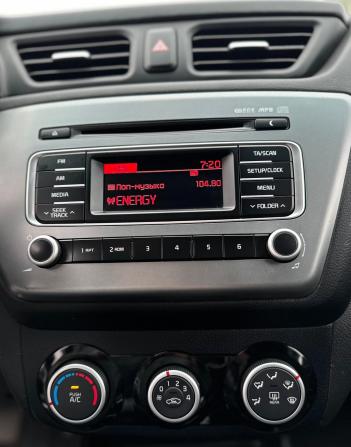 Kia Rio III Рестайлинг с пробегом 2016 года, цена 931 000 рублей, 92493 км, хэтчбек, Автокод Объявления