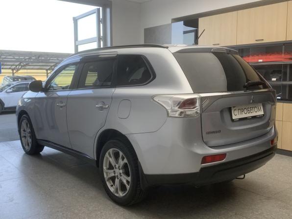 Mitsubishi Outlander III с пробегом 2012 года, цена 1 350 000 рублей, 240655 км, внедорожник, Автокод Объявления