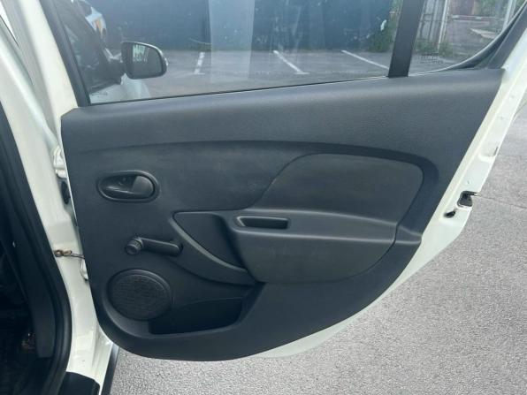 Renault Sandero II Рестайлинг с пробегом 2020 года, цена 1 065 000 рублей, 88084 км, хэтчбек, Автокод Объявления