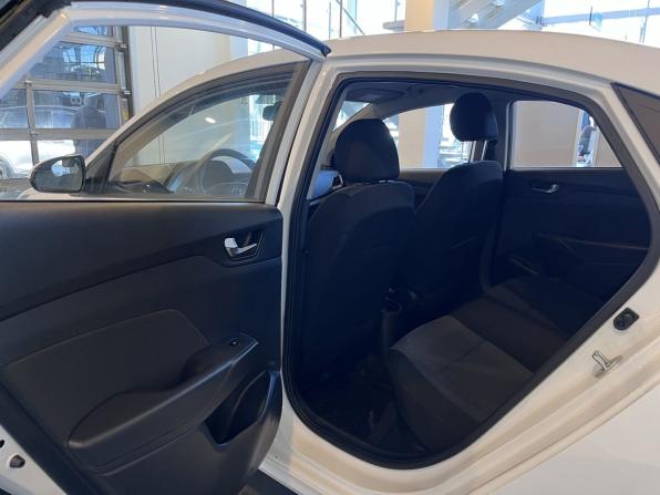 Hyundai Solaris II Рестайлинг с пробегом 2022 года, цена 1 781 000 рублей, 93231 км, седан, Автокод Объявления