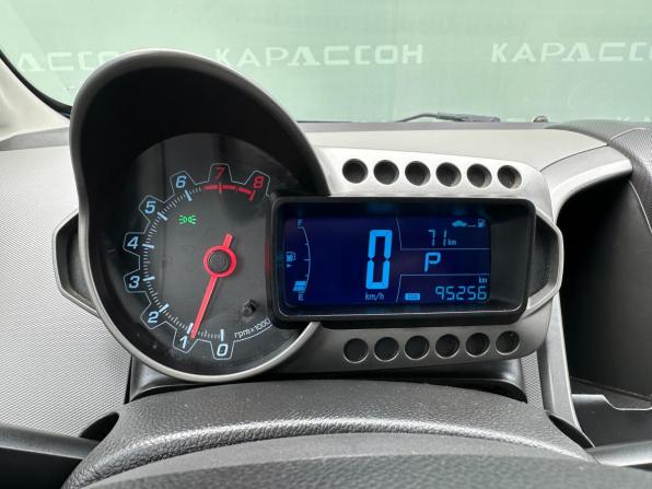 Chevrolet Aveo II с пробегом 2014 года, цена 745 000 рублей, 95255 км, седан, Автокод Объявления