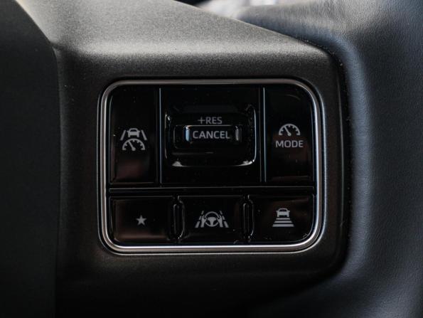Toyota RAV4 VI (XA60) с пробегом 2026 года, цена 4 390 000 рублей, 2546 км, внедорожник, Автокод Объявления