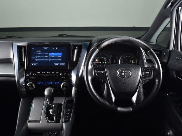 Toyota Alphard III Рестайлинг с пробегом 2019 года, цена 4 399 995 рублей, 168229 км, минивэн, Автокод Объявления