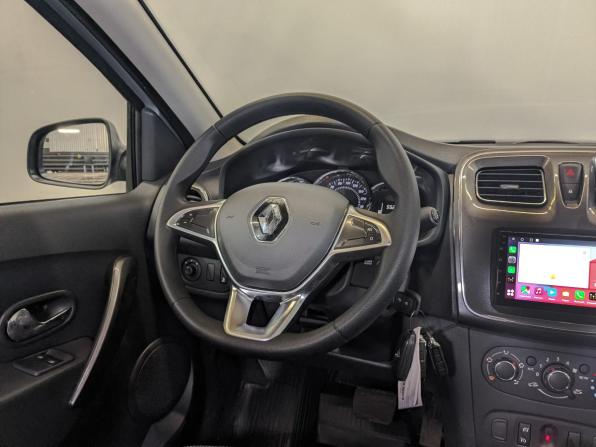 Renault Sandero II Рестайлинг с пробегом 2021 года, цена 1 360 000 рублей, 55270 км, хэтчбек, Автокод Объявления