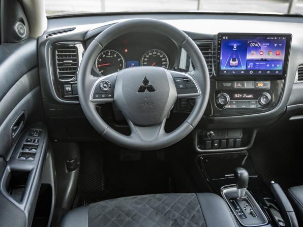 Mitsubishi Outlander III Рестайлинг 2 с пробегом 2017 года, цена 1 768 000 рублей, 149330 км, внедорожник, Автокод Объявления