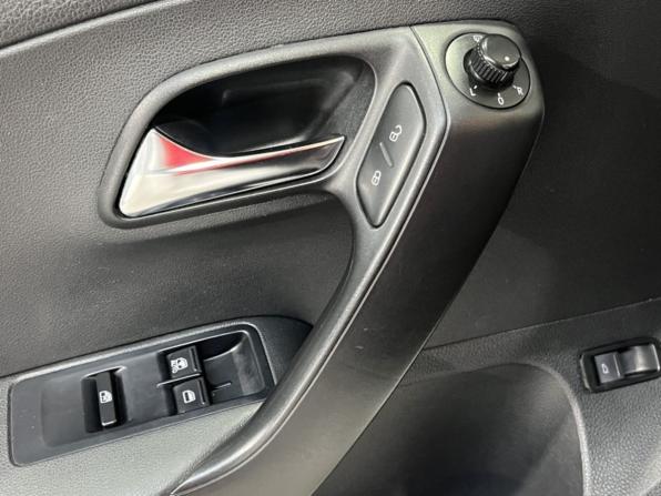 Volkswagen Polo V с пробегом 2013 года, цена 679 000 рублей, 226720 км, седан, Автокод Объявления