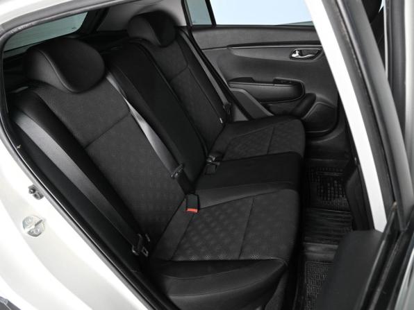 Kia Rio IV с пробегом 2017 года, цена 1 629 000 рублей, 70265 км, хэтчбек, Автокод Объявления