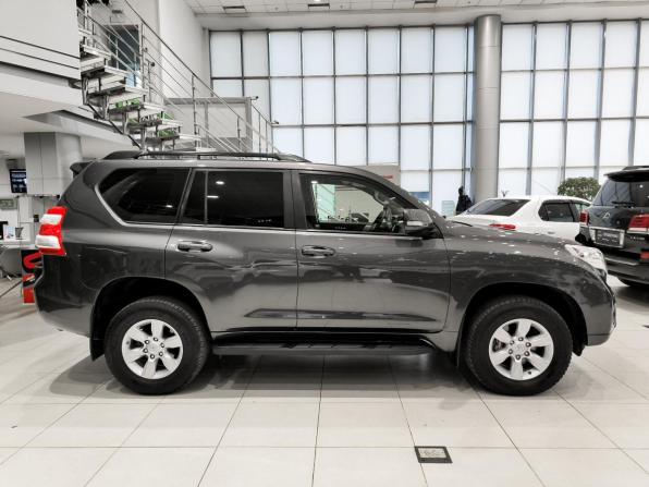 Toyota Land Cruiser Prado 150 Series Рестайлинг 1 с пробегом 2014 года, цена 3 450 000 рублей, 112116 км, внедорожник, Автокод Объявления