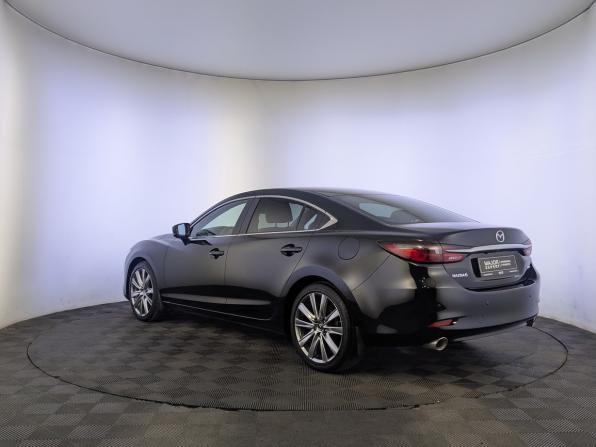 Mazda 6 III (GJ) Рестайлинг 2 с пробегом 2021 года, цена 3 315 000 рублей, 66052 км, седан, Автокод Объявления
