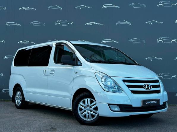 Hyundai H-1 II Рестайлинг с пробегом 2015 года, цена 1 767 600 рублей, 266624 км, минивэн, Автокод Объявления