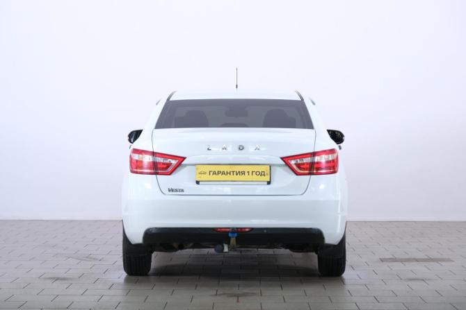 Lada (ВАЗ) Vesta I с пробегом 2018 года, цена 1 079 000 рублей, 154800 км, седан, Автокод Объявления