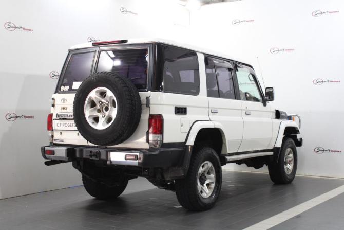 Toyota Land Cruiser 70 Series с пробегом 2001 года, цена 2 900 000 рублей, 325142 км, внедорожник, Автокод Объявления