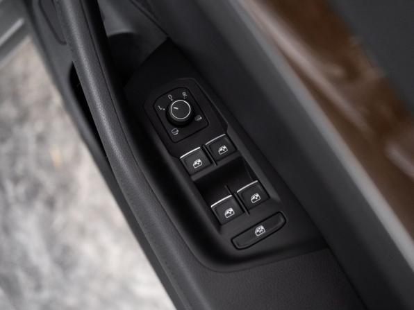 Volkswagen Passat B8 с пробегом 2015 года, цена 1 800 000 рублей, 50939 км, седан, Автокод Объявления