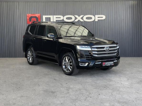 Toyota Land Cruiser 300 Series с пробегом 2021 года, цена 10 987 000 рублей, 64929 км, внедорожник, Автокод Объявления