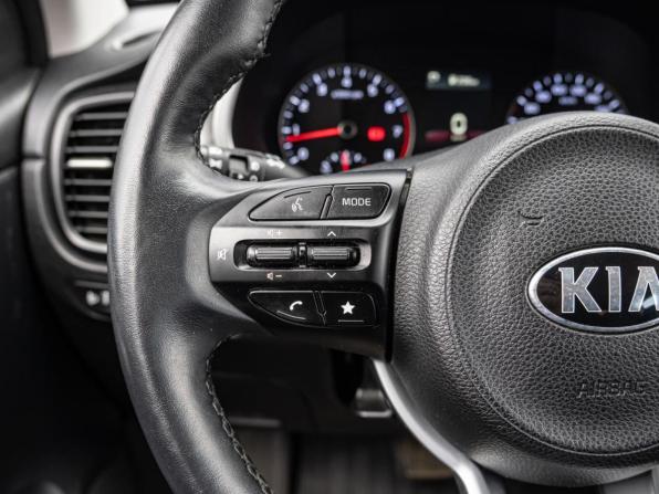 Kia Rio IV Рестайлинг с пробегом 2020 года, цена 1 867 000 рублей, 47549 км, хэтчбек, Автокод Объявления