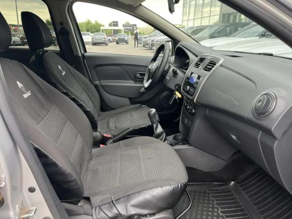 Renault Logan II Рестайлинг с пробегом 2020 года, цена 1 200 000 рублей, 46734 км, седан, Автокод Объявления
