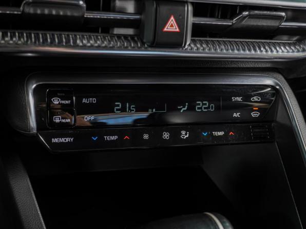 Kia K5 III с пробегом 2021 года, цена 2 675 000 рублей, 113412 км, седан, Автокод Объявления