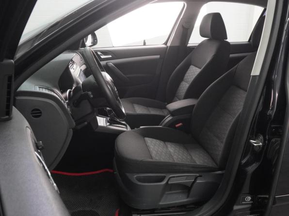 Skoda Octavia II (A5) Рестайлинг с пробегом 2013 года, цена 899 000 рублей, 252962 км, лифтбек, Автокод Объявления