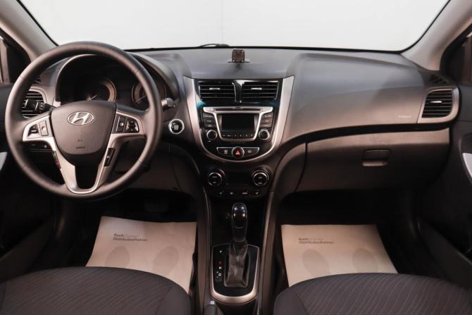 Hyundai Solaris I Рестайлинг с пробегом 2014 года, цена 1 049 000 рублей, 138300 км, седан, Автокод Объявления