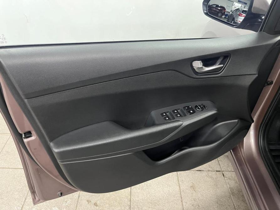 Hyundai Solaris II Рестайлинг Санкт-Петербург  - изображение 12