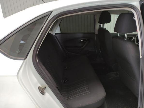 Volkswagen Polo V с пробегом 2015 года, цена 542 000 рублей, 208000 км, седан, Автокод Объявления
