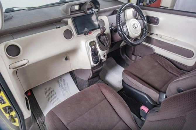 Toyota Spade с пробегом 2014 года, цена 1 489 000 рублей, 210000 км, компактвэн, Автокод Объявления