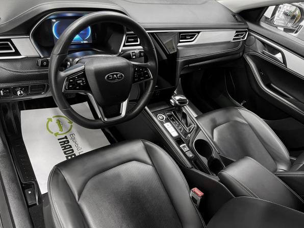 JAC J7 I с пробегом 2023 года, цена 1 295 000 рублей, 41897 км, лифтбек, Автокод Объявления