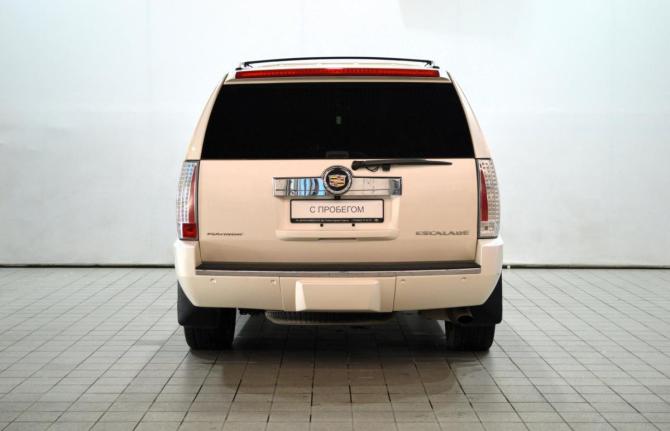 Cadillac Escalade III с пробегом 2013 года, цена 2 300 000 рублей, 220665 км, внедорожник, Автокод Объявления