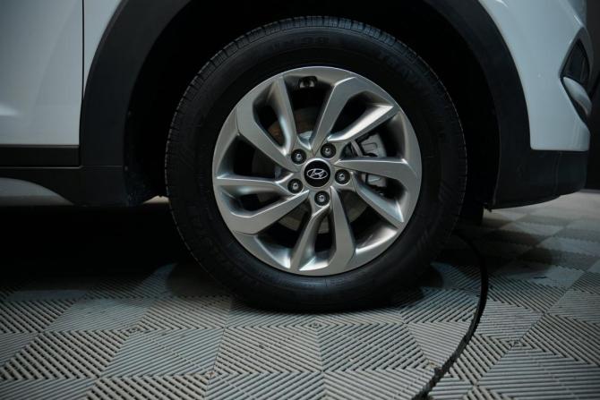 Hyundai Tucson III с пробегом 2017 года, цена 1 966 000 рублей, 128556 км, внедорожник, Автокод Объявления