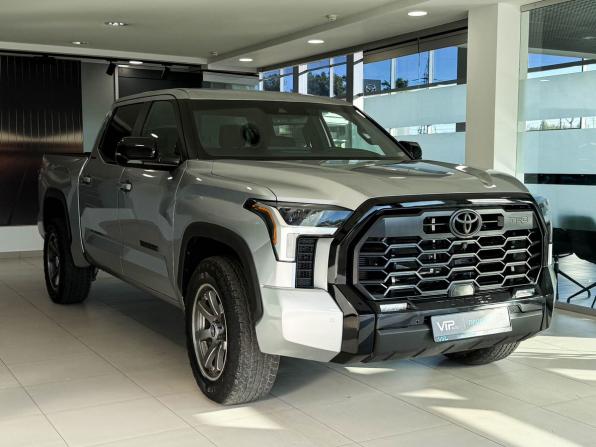 Toyota Tundra III с пробегом 2024 года, цена 6 950 000 рублей, 9832 км, пикап, Автокод Объявления