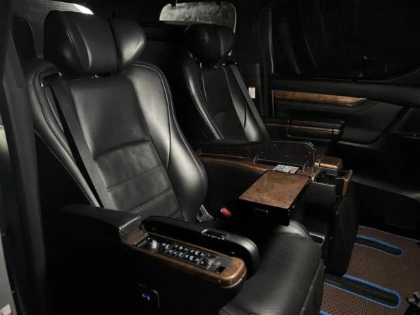 Toyota Alphard III с пробегом 2015 года, цена 3 250 000 рублей, 376772 км, минивэн, Автокод Объявления