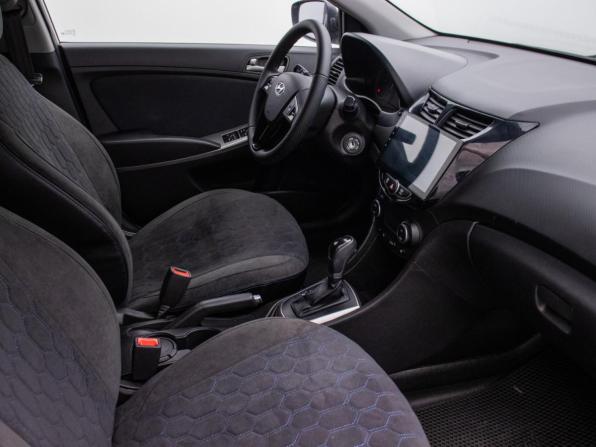 Hyundai Solaris I Рестайлинг с пробегом 2015 года, цена 1 110 000 рублей, 119192 км, седан, Автокод Объявления