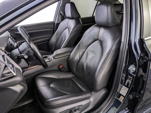 Toyota Camry VIII (XV70) с пробегом 2019 года, цена 2 255 000 рублей, 194723 км, седан, Автокод Объявления