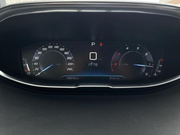 Peugeot 5008 II с пробегом 2018 года, цена 1 988 000 рублей, 186969 км, внедорожник, Автокод Объявления