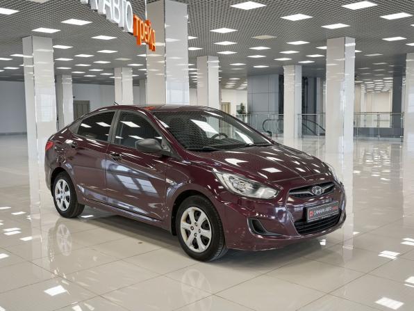 Hyundai Solaris I с пробегом 2013 года, цена 862 000 рублей, 107527 км, седан, Автокод Объявления