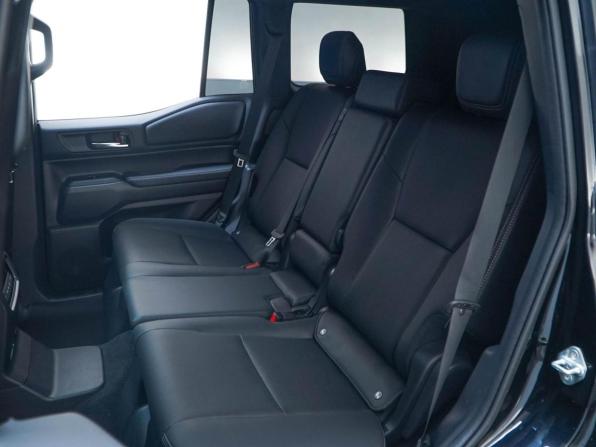 Toyota Land Cruiser Prado 250 Series с пробегом 2024 года, цена 9 748 055 рублей, 18590 км, внедорожник, Автокод Объявления