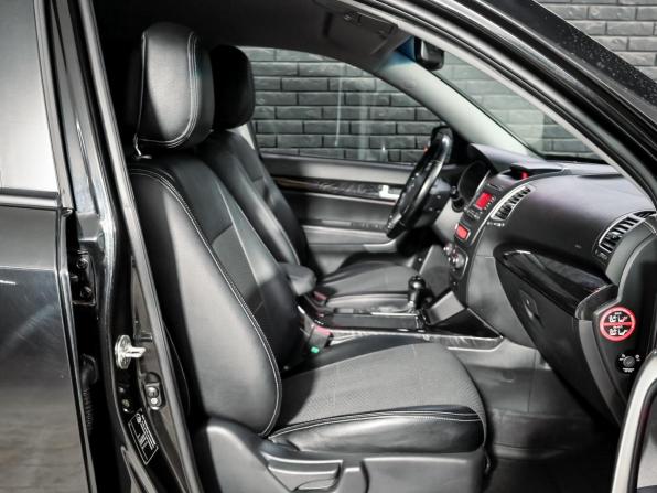 Kia Sorento II Рестайлинг с пробегом 2015 года, цена 1 900 000 рублей, 75755 км, внедорожник, Автокод Объявления