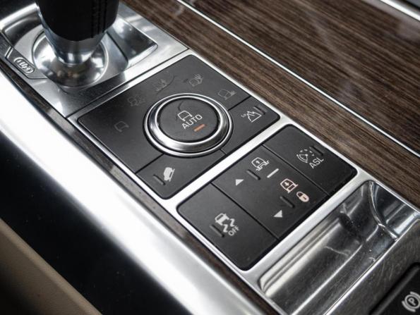 Land Rover Range Rover Sport II с пробегом 2013 года, цена 2 860 000 рублей, 183504 км, внедорожник, Автокод Объявления