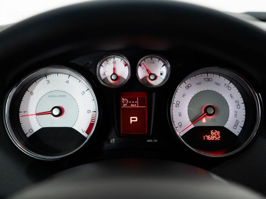Peugeot 408 I Иркутск  - изображение 11