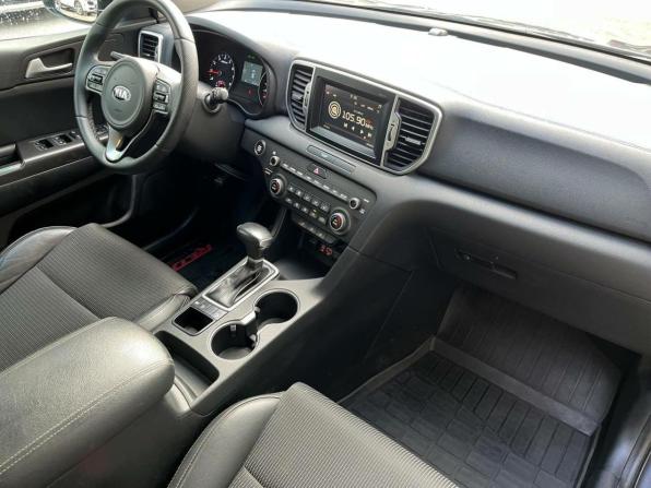 Kia Sportage IV с пробегом 2018 года, цена 1 599 000 рублей, 197238 км, внедорожник, Автокод Объявления